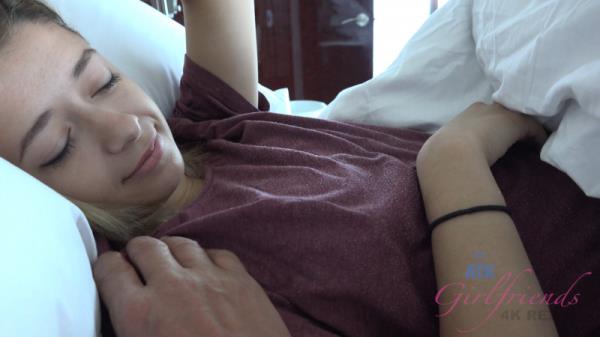 Izzy Bell, Lizzie Bell - Las Vegas 3/3 [UltraHD 4K 2160p]