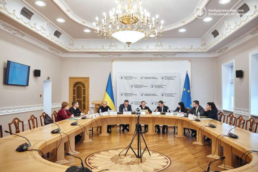 Дотримання прав журналістів: Комітет з питань свободи слова заслухав щорічну доповідь Омбудсмана України за 2025 рік