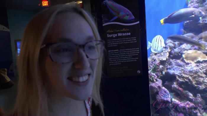 Victoria Gracen - Hawaii 4/12 [FullHD 1080p]