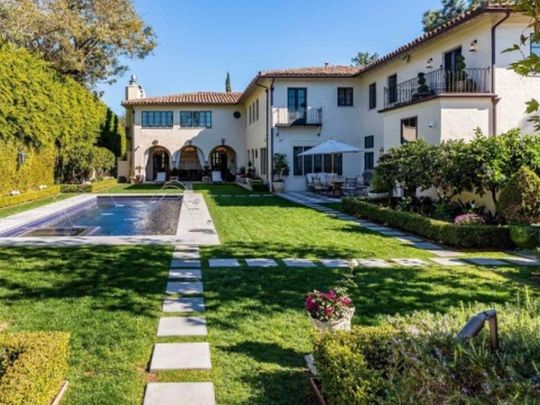 Дружина Оззі Осборна виставила на продаж сімейний будинок у Лос-Анджелесі