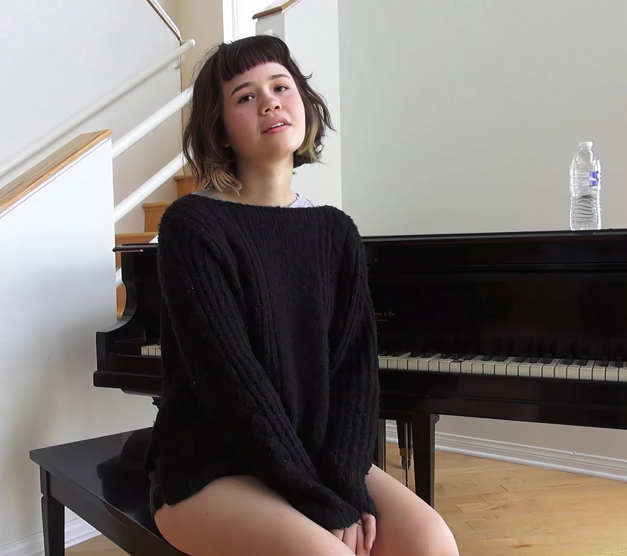 Yhivi Totally Destroyed A Young Girl's Pussy Near The Piano