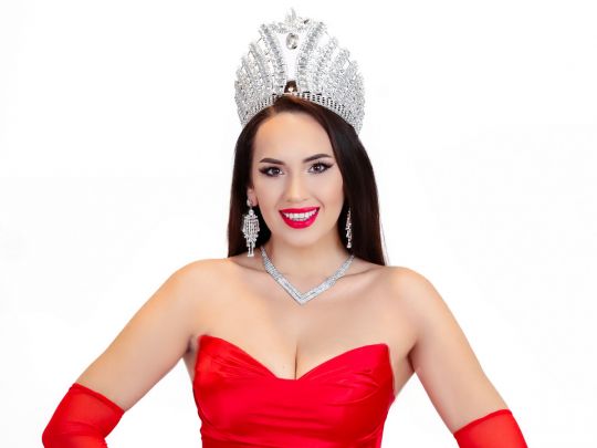 «У 2014 році ми залишили Донецьк»: українка позмагається за звання найкрасивішої у США