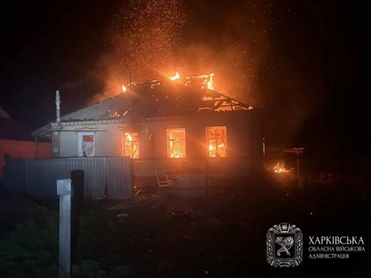 Палають міста і будинки, сотні без світла, є постраждалі: нова хвиля атак накрила Україну