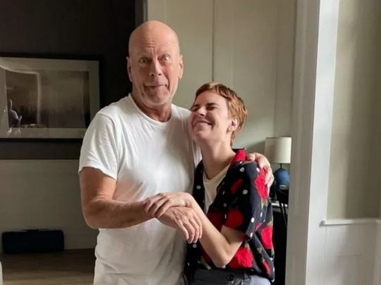 «Ніхто не знає, скільки часу залишилось»: родина Брюса Вілліса використовує кожну мить, щоб зробити його життя щасливим