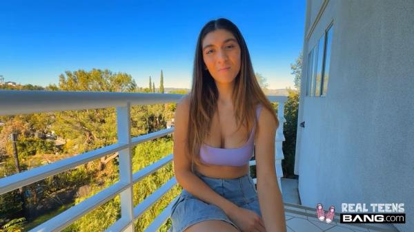 Aubry Babcock - Idaho Teen With Big Boobs Aubry Babcock's Banged Outdoors [SD 540p]