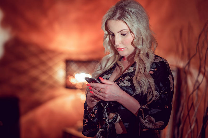 Georgie Lyall: Wife Phones Husband While Cheating (Momxxx) HD 720p