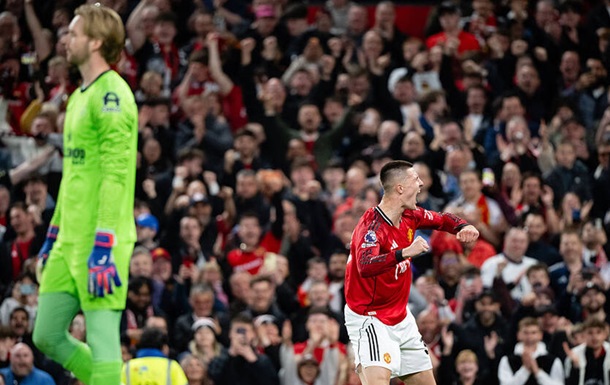 Брентфорд Ярмолюка уступил Манчестер Юнайтед