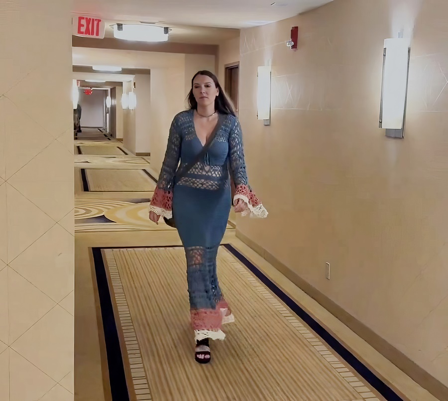 Rose Secret Hotel Sex With My Coworker After The Business Conference