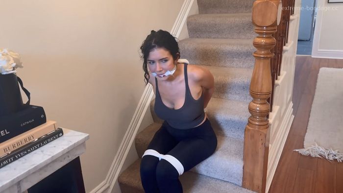 Tatti Roana - Housewife Captured & Restrained With Rope!