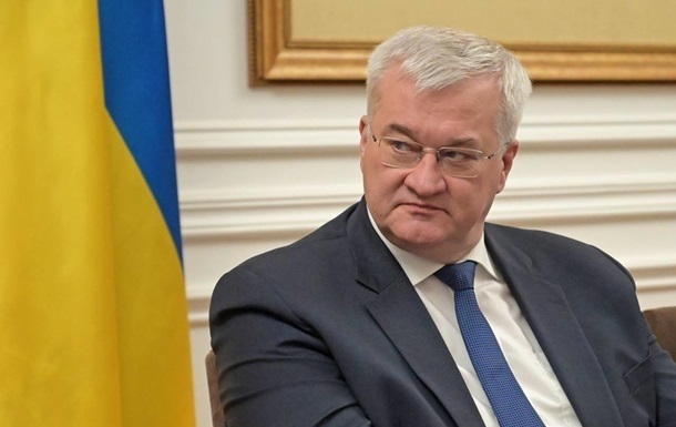 Украина предлагает Европе стать посредницей в "аэропортном перемирии"