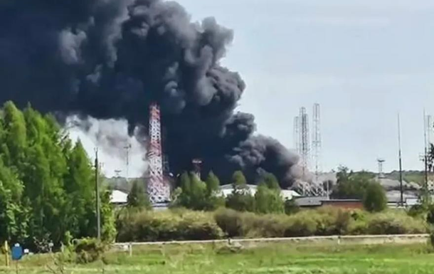 Крупный пожар на стратегическом нефтяном объекте в РФ: есть погибшие