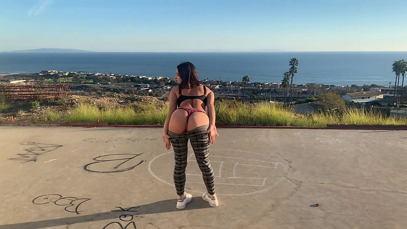 Face Fucking Busty Teen In Malibu (Onlyfans) FullHD 1080p