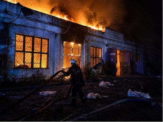 Понад 200 дронів летіли вночі в Україну: де «прильоти» і як спрацювала ППО