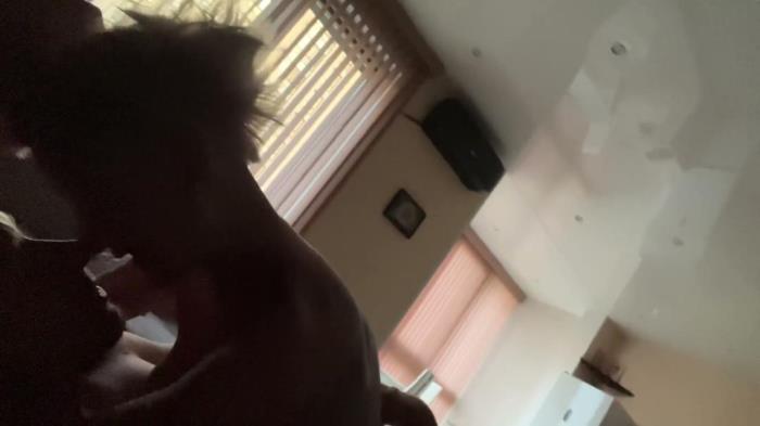 Avrora - Riding A Dick After A Club, A Quick Hookup Turned Into Awesome Sex [FullHD 1080p]