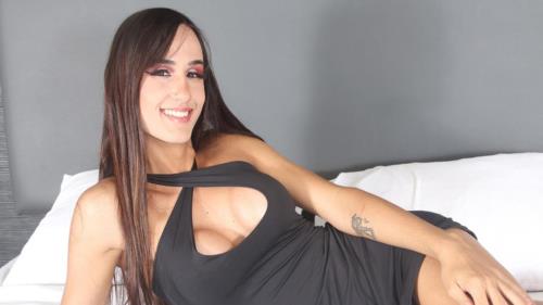 Agatha Isabelly - Lovely And Erotic Debut [FullHD, 1080p] [Brazilian-Transsexuals.com]