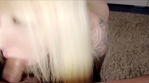 Ginacolada - Blonde with green eyes sucks big cock and takes cumshot [FullHD 1080p]