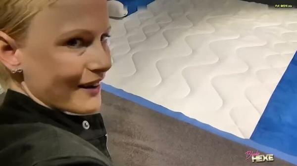 blondehexe - Great in the furniture store [FullHD 1080p]