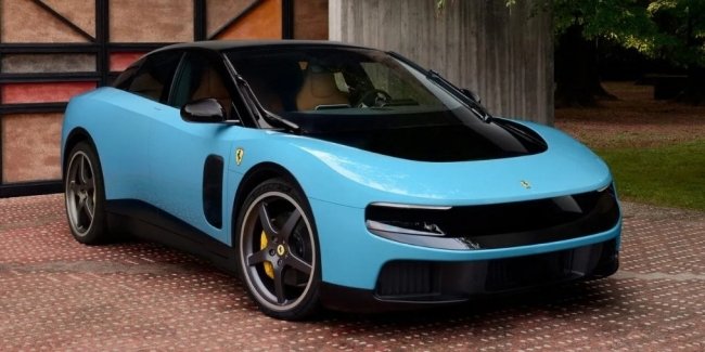 Ferrari представила свій перший електричний спорткар Luce