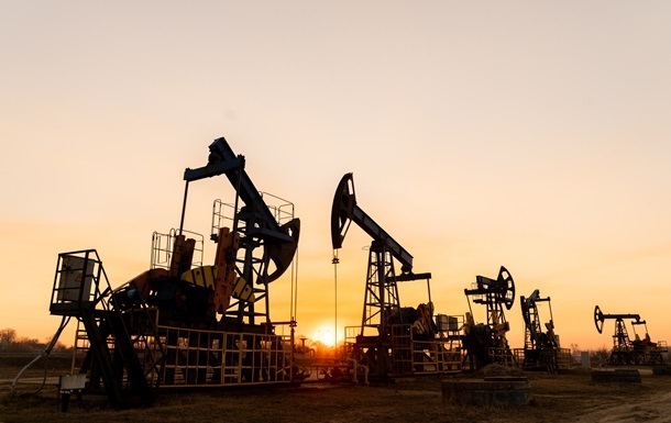 Цены на нефть отреагировали на новые удары США по Ирану