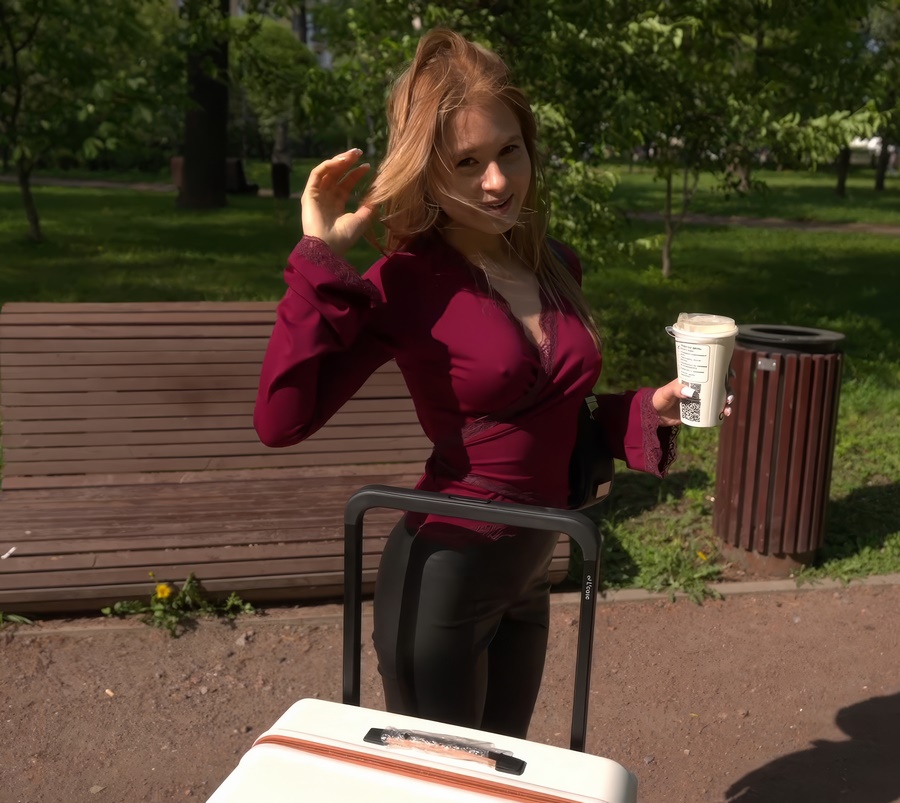 Skye Young Helped Hot Girl with Moving and Fucked Her Right Away