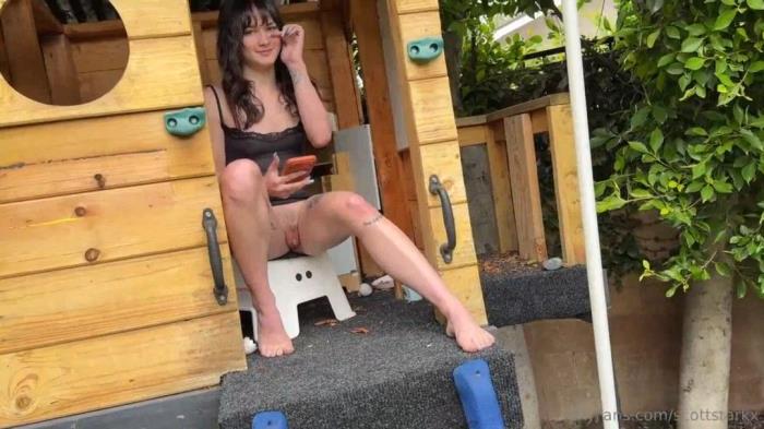 Remi Raw - Step - sis Can't Stop Squirting [FullHD 1080p]