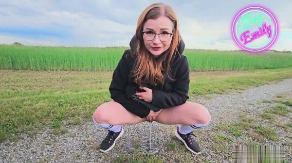 TinyEmily - My LONGEST piss - EXTRA LOTS OF PISS [FullHD 1080p]