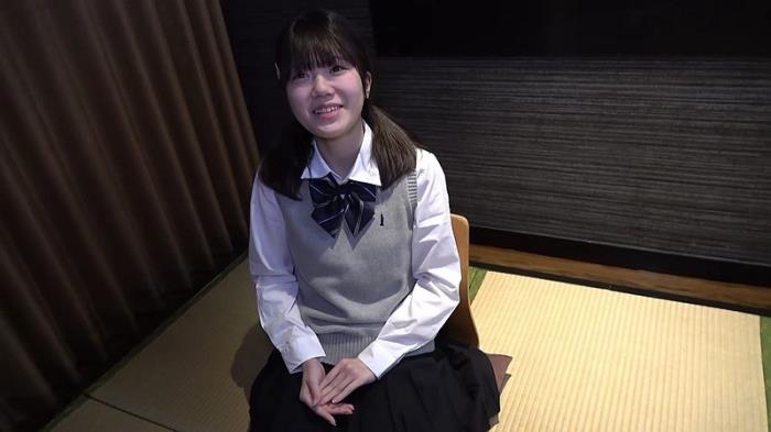 Amateur - The 18-year-old innocent girl was still pure and innocent. This time too, her pure pussy was stained with semen.(FC2-PPV-2767383) [FullHD 1080p]