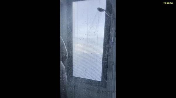 Maja-Meer - Alone in the shower but you're invited [FullHD 1080p]
