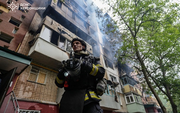 Россия атаковала Херсон: есть жертвы и раненые
