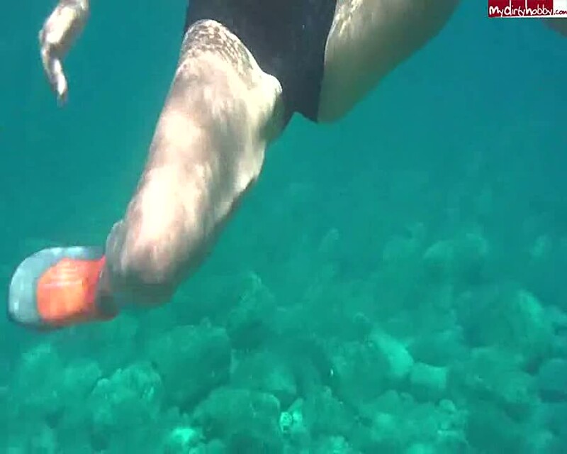 Mystery_girl25 - Unterwasser auf Rhodos [HD 720P]  (MyDirtyHobby)