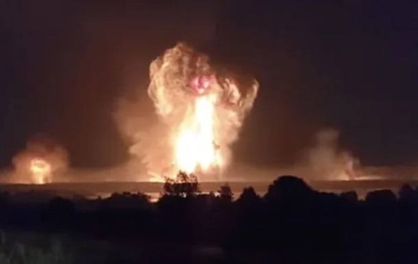В Крыму во время ночной атаки повреждены два моста