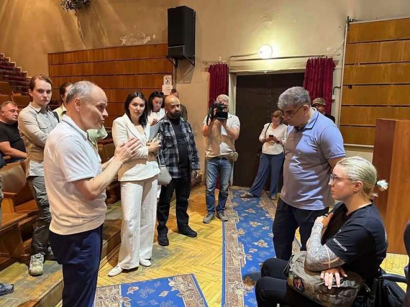 Комітет відреагував на повідомлення про системні проблеми у Київській лікарні швидкої медичної допомоги та провів виїзну нараду в закладі