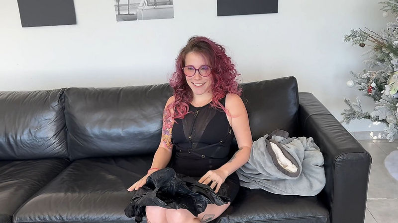 Magdalena Medusa  29 Years Old, From Dijon (JacquieEtMichelTV) FullHD 1080p