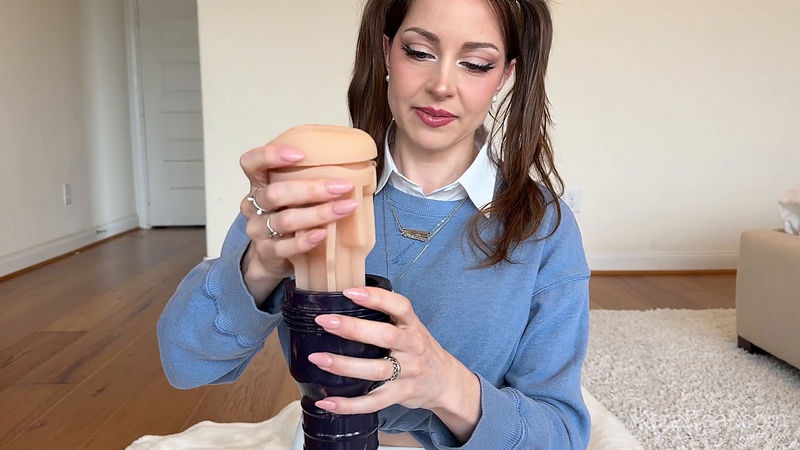 Unboxing And Toy Review The Bare Grip Fleshlight By Kera Bear Kera Bear (Onlyfans) FullHD 1080p