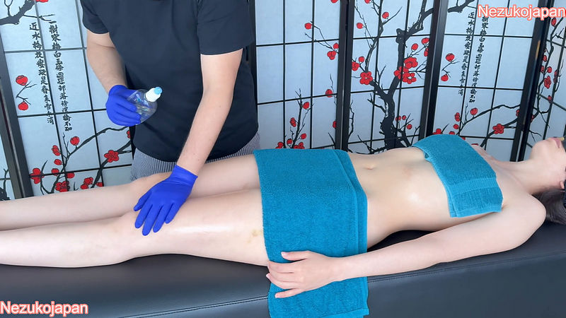 Stepdad Gave a Full Massage In Exchange For a Squirt On His Face Theperfectjapanese (Onlyfans) FullHD 1080p
