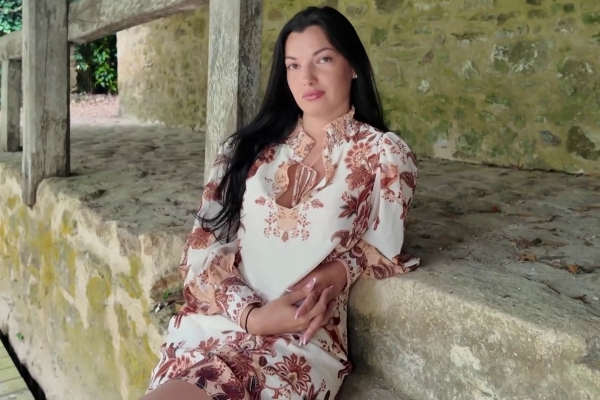 Sirenax - Fuck a 26-year-old French woman from Versailles