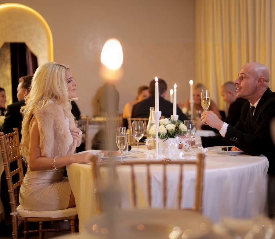 Blanche Bradburry Date in a Fancy Restaurant with Luxurious Blonde Leads to Fucking