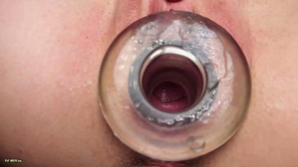 Taiga_LaLoca - Monster-Hohlplug dehnt meine Fotze [FullHD 1080p]