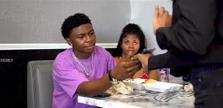 Ненависть, свидание и одна квартира (2024)