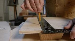 Секретная квартира в торговом центре (2024)