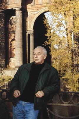 ����������