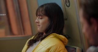 Осторожно, двери закрываются (2025)