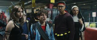 ����������� ��������� / The Creeps (2025/WEB-DL)