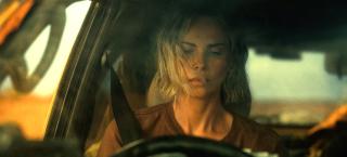 ������� / �� ������� / Apex (2026/WEB-DL/WEB-DLRip)