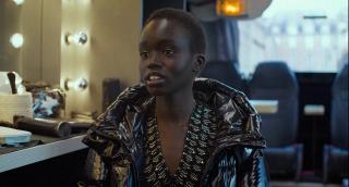 ����� / Coutures (2025/WEB-DL/WEB-DLRip)