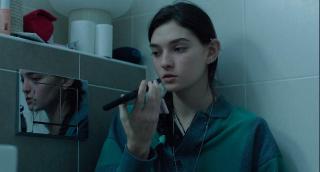 ����� / Coutures (2025/WEB-DL/WEB-DLRip)