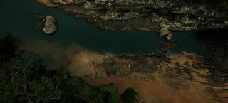 ������� / �� ������� / Apex (2026/WEB-DL/WEB-DLRip)