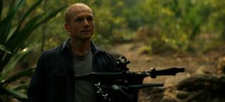 ������� / �� ������� / Apex (2026/WEB-DL/WEB-DLRip)